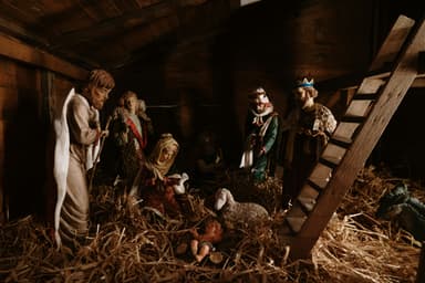 10 Heartwarming Filipino Christmas Traditions That Make the Holiday Season Extra Special